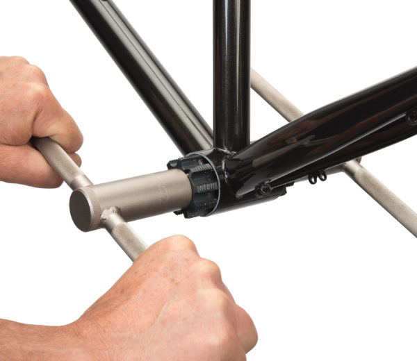 Right Hand Threaded T47 Tap